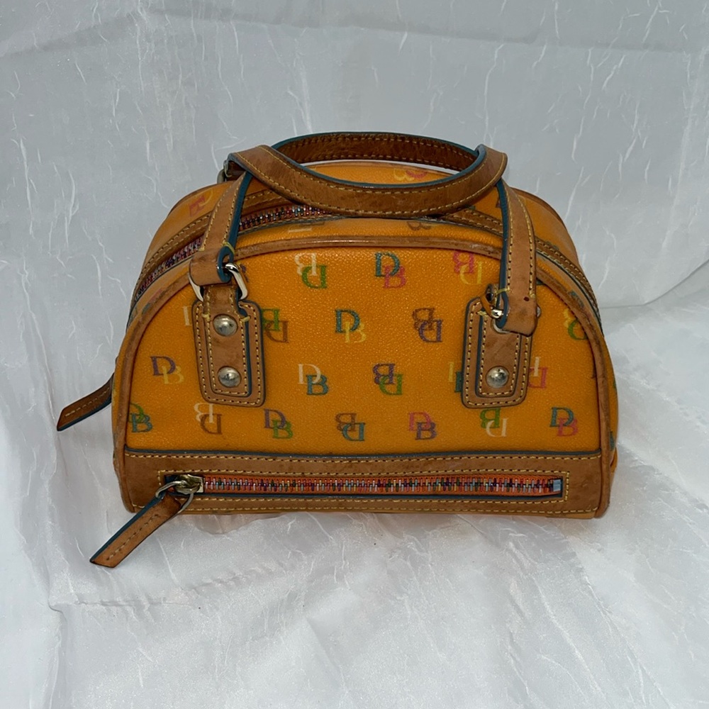 Dooney & Bourke Y2K Vintage Handbag